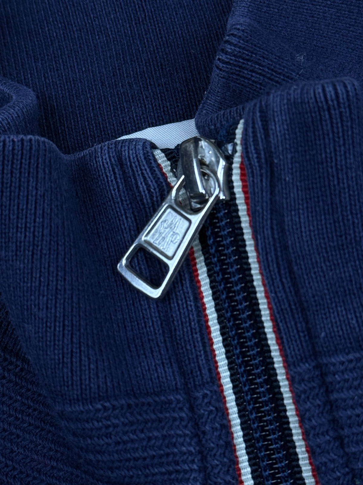 vintage Moncler sweatjacket {M}
