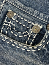 Load image into Gallery viewer, vintage True Religion jeans {S}
