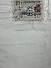 Cargar imagen en el visor de la galería, vintage Dolce &amp; Gabbana jeans {M}
