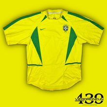 Carica l&#39;immagine nel visualizzatore di Gallery, vintage Nike Brasil 2002 home jersey {M}
