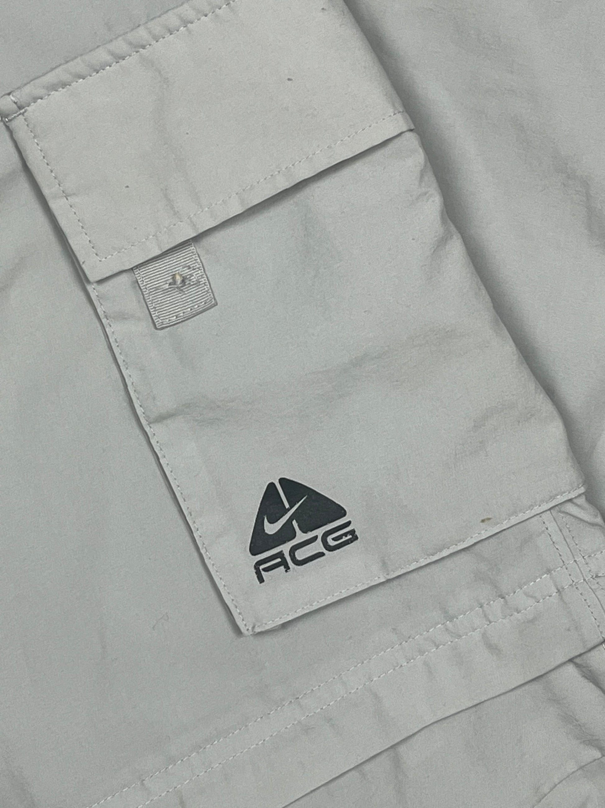 vintage Nike ACG trackpants {L}