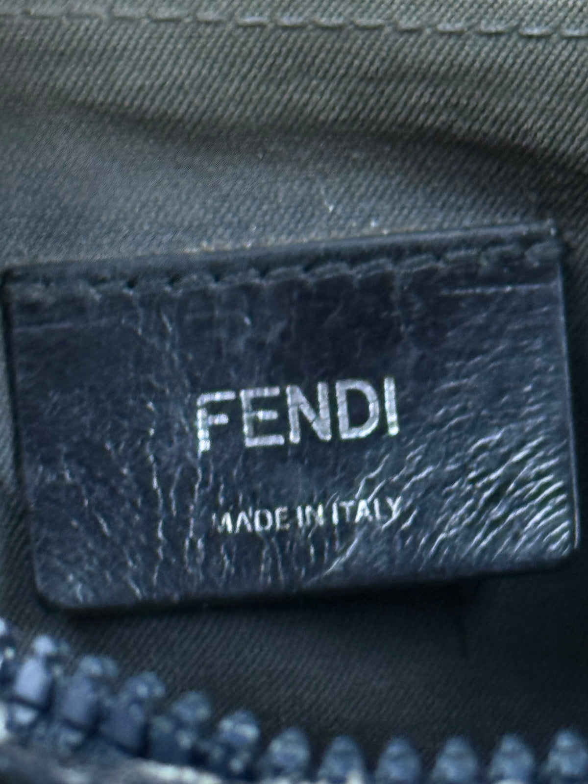 vintage Fendi slingbag