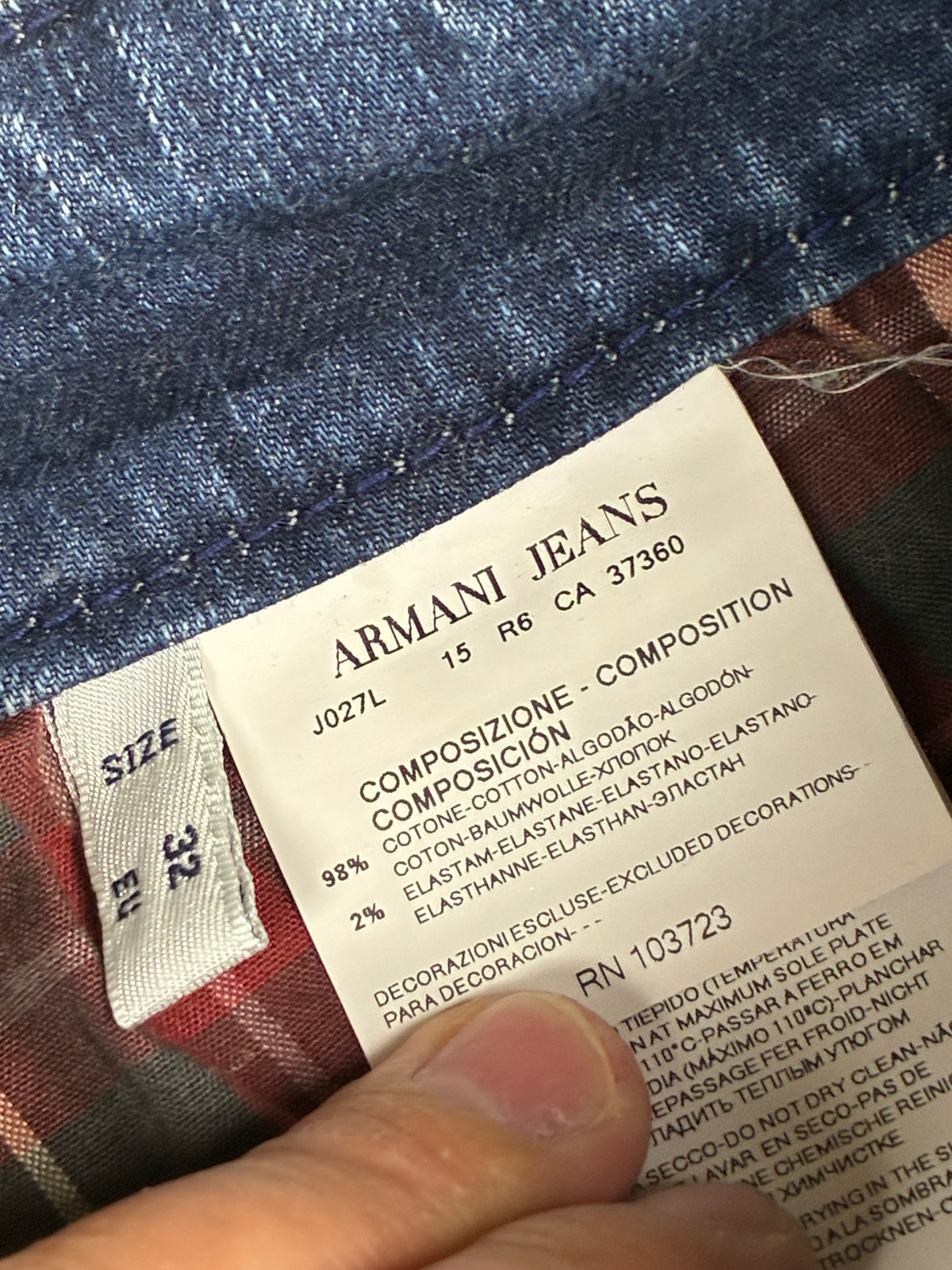 vintage Armani jeans {M}