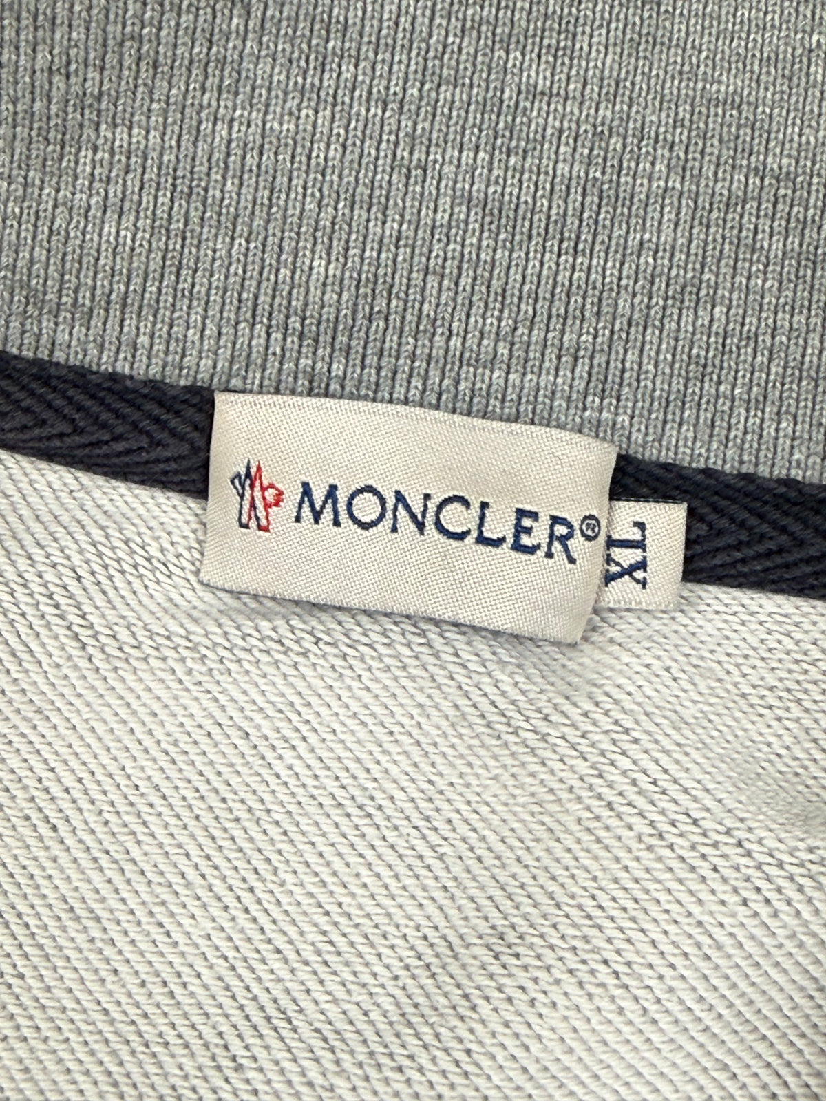 vintage Moncler sweatjacket {L}