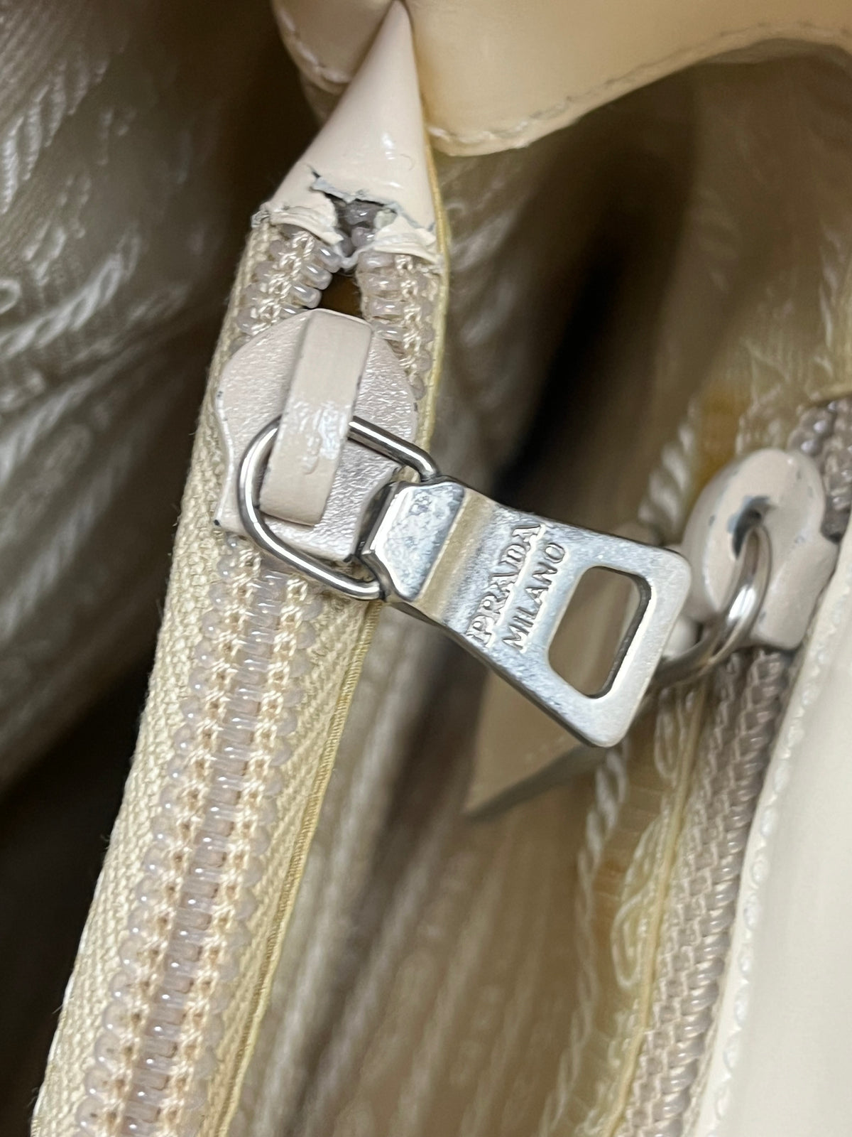 vintage Prada shoulderbag