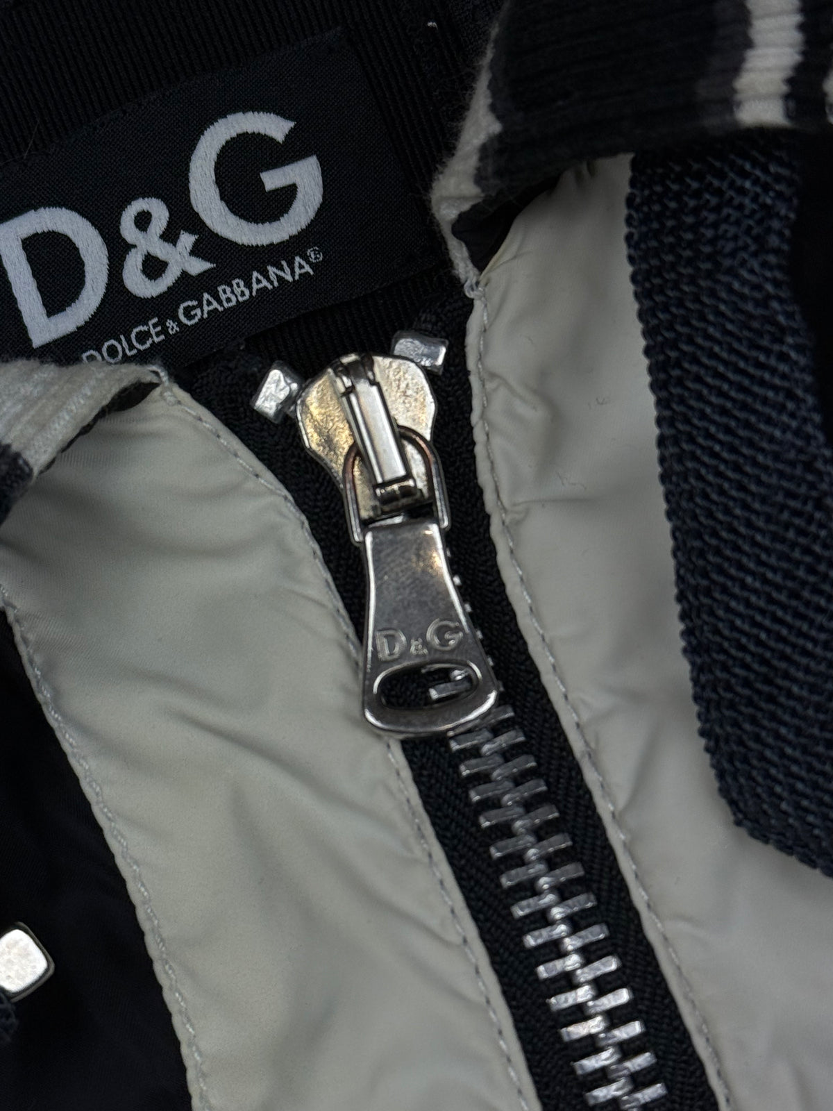 vintage Dolce & Gabbana windbreaker {L}