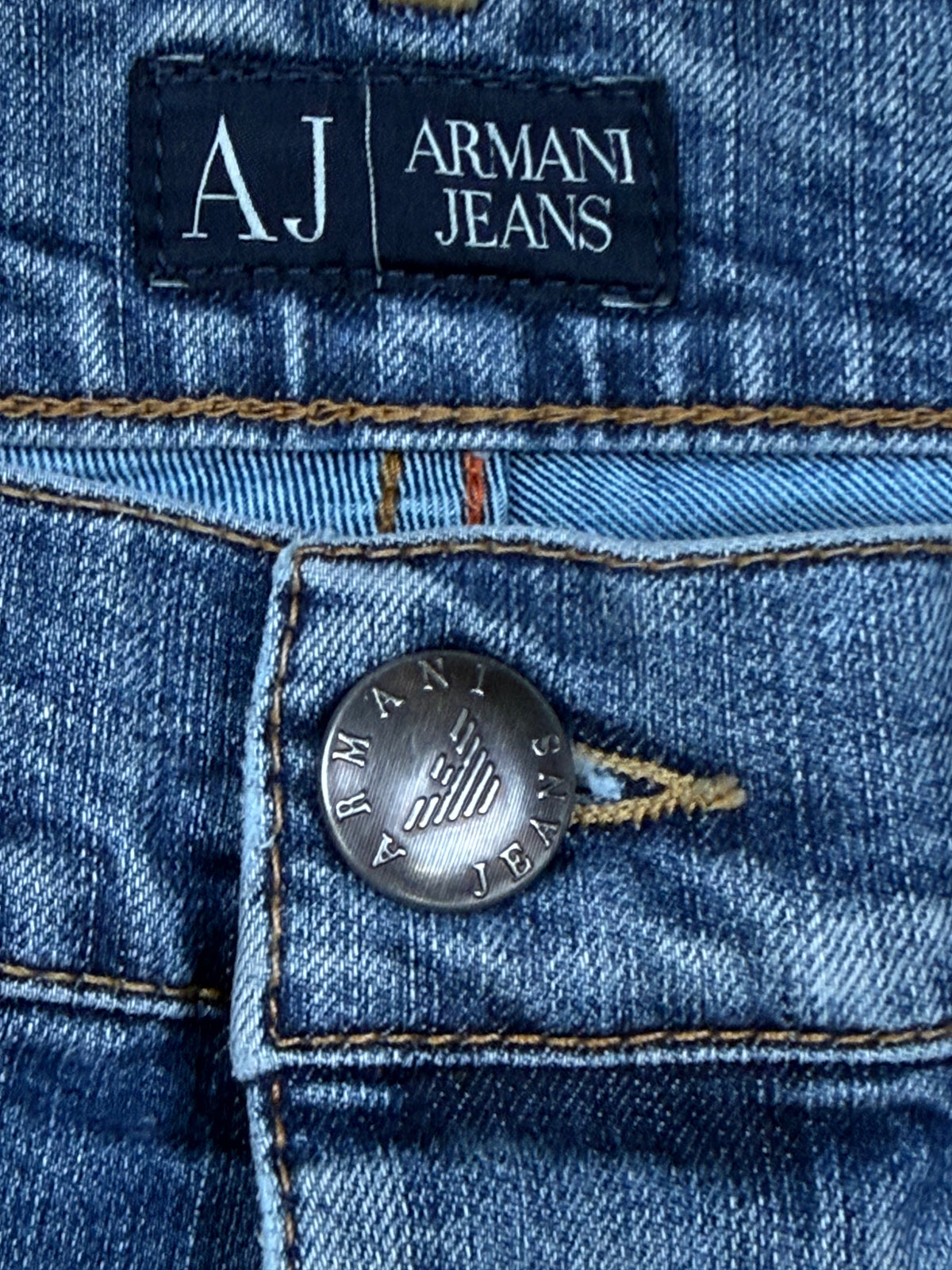 vintage Armani jeans {M}