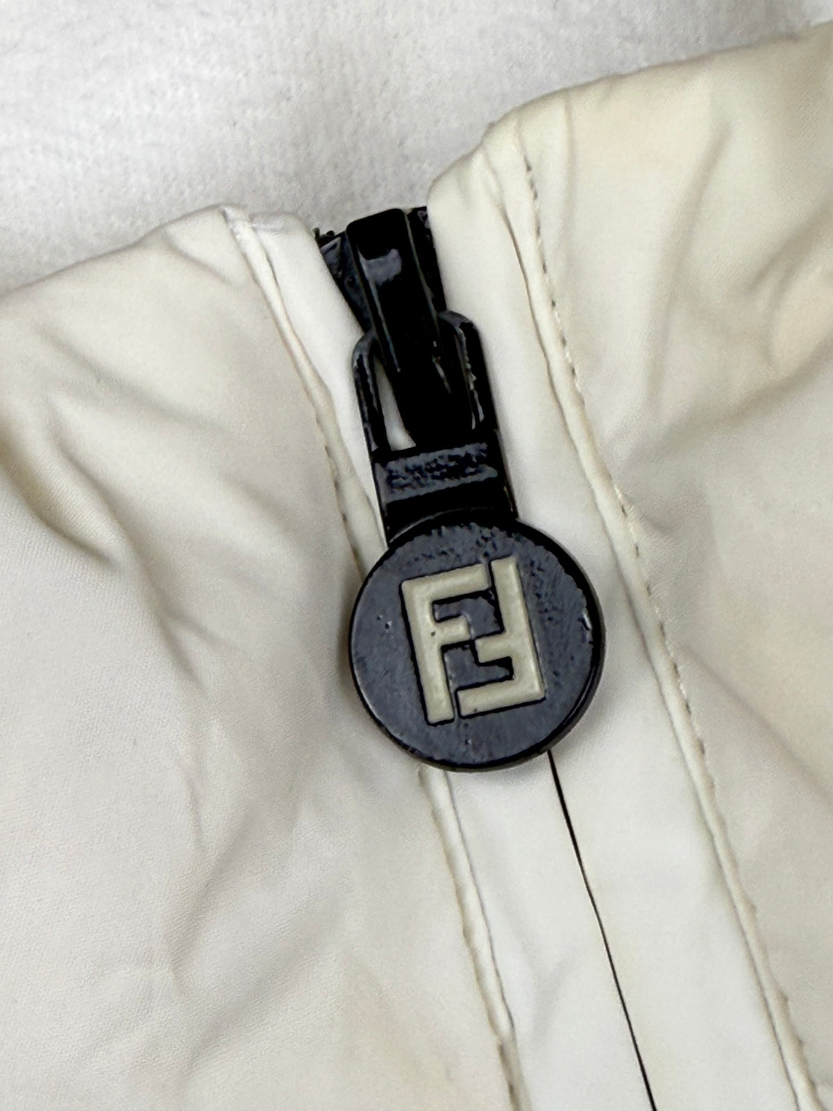 vintage Fendi winterjacket {S}