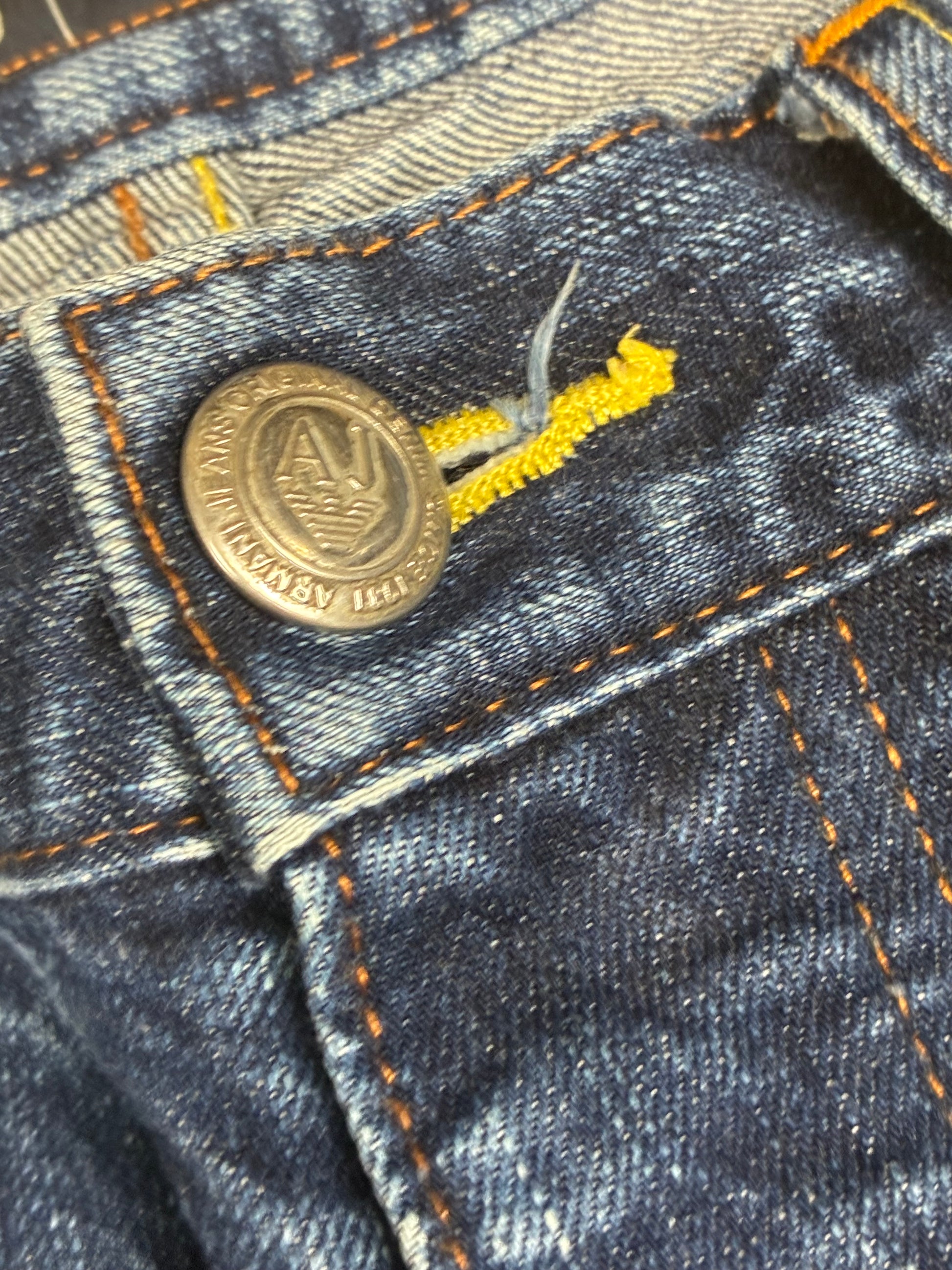 vintage Armani jeans {S}