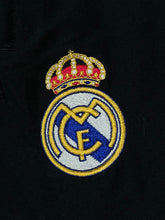 Cargar imagen en el visor de la galería, vintage Adidas Real Madrid trackpants {M}
