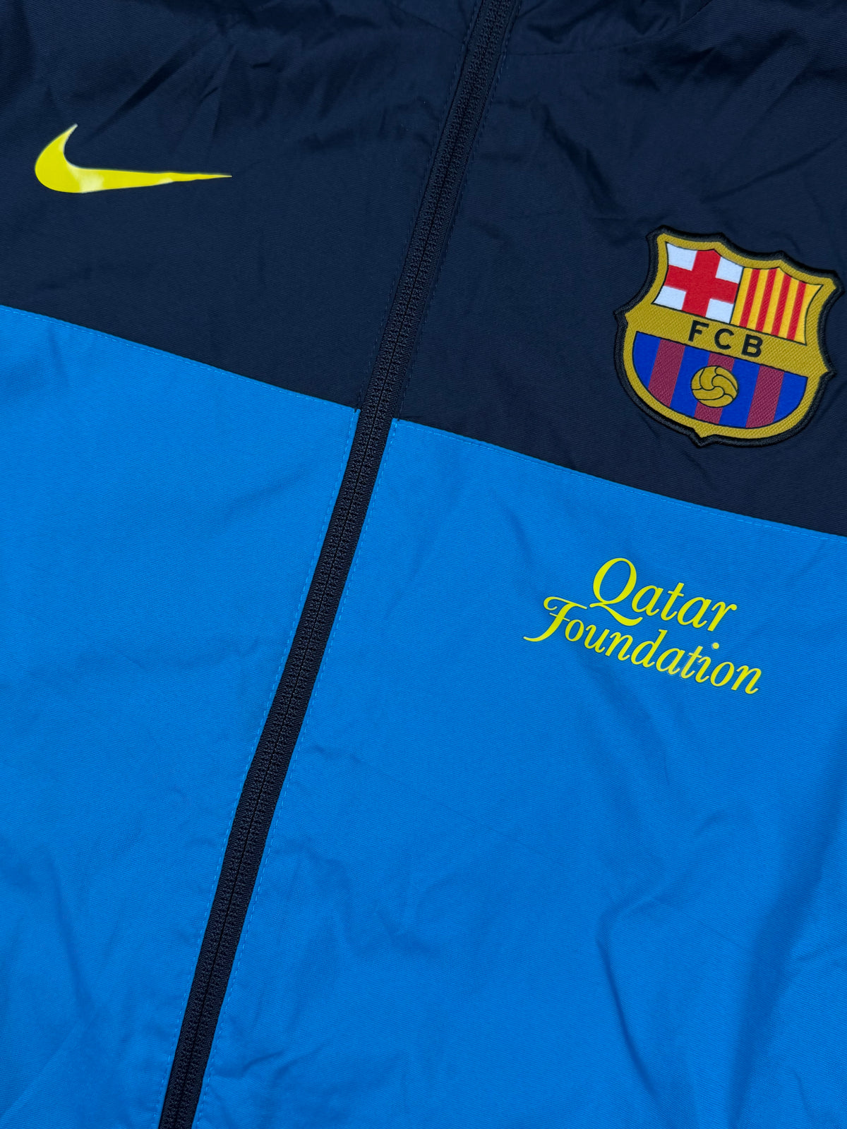 vintage Nike Fc Barcelona windbreaker {M}