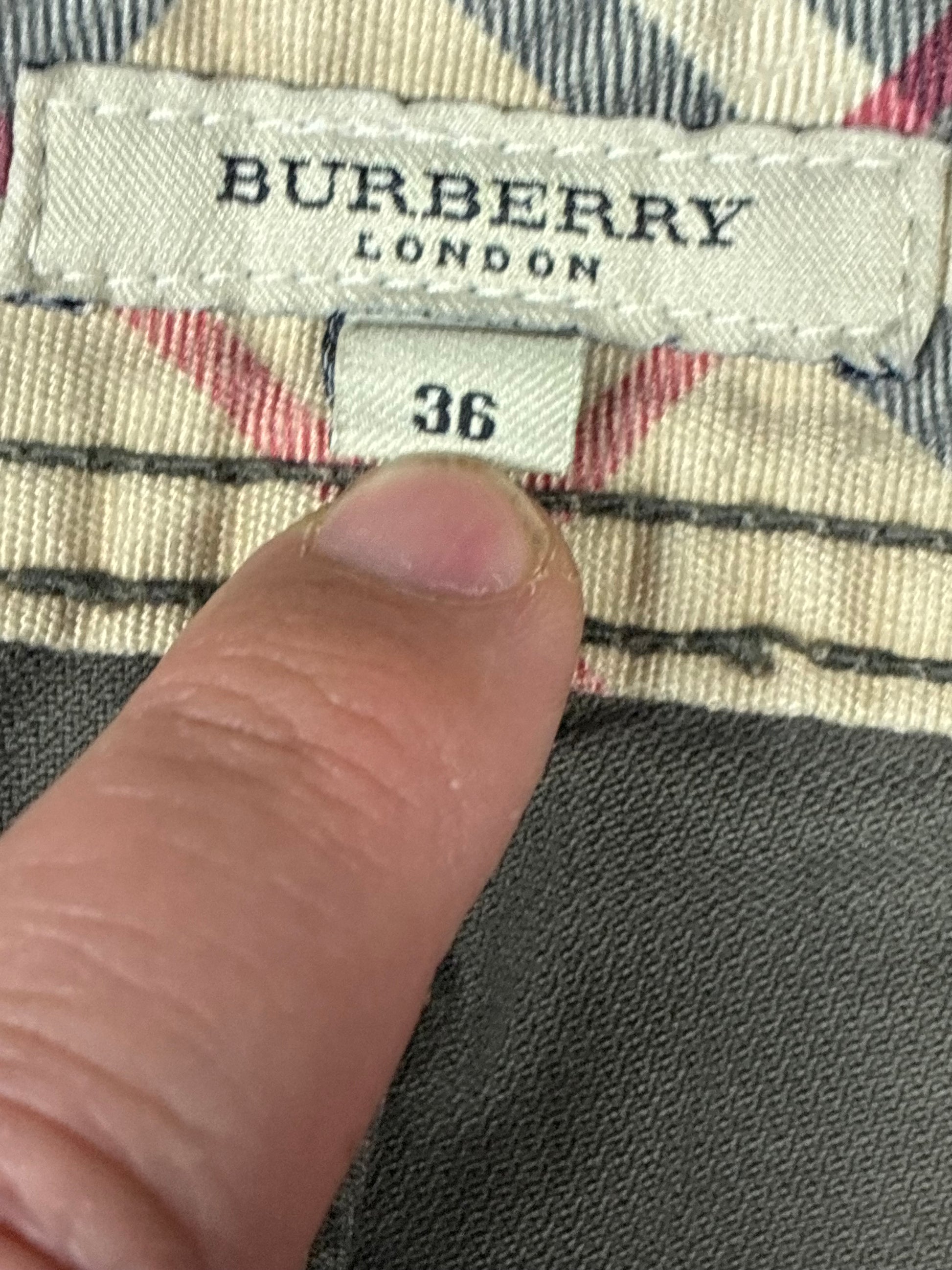 vintage Burberry jeans {M}