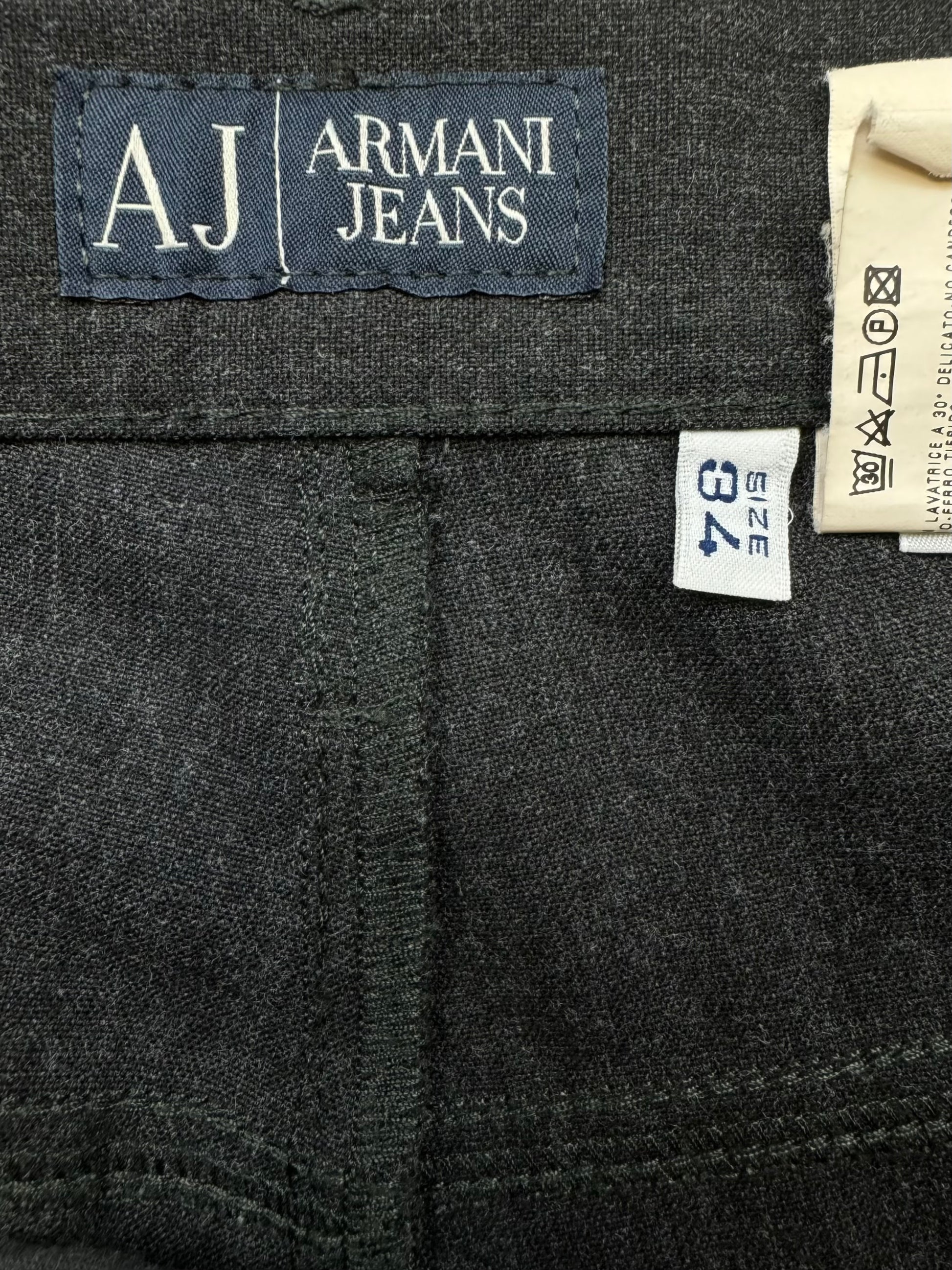 vintage Armani jeans {M}