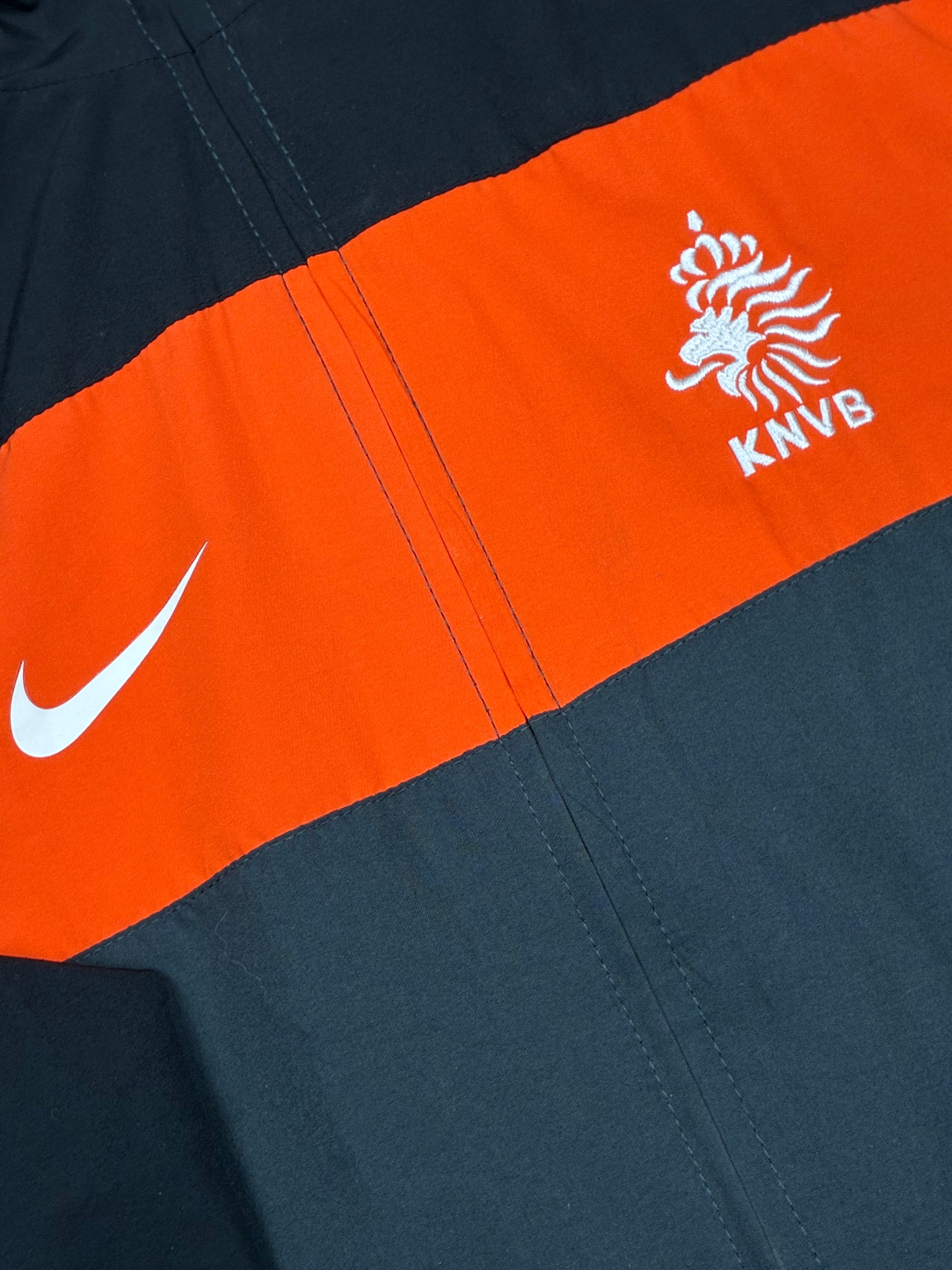vintage Nike Netherlands windbreaker {L}