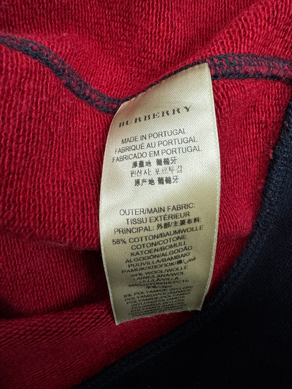 vintage Burberry sweater {M}
