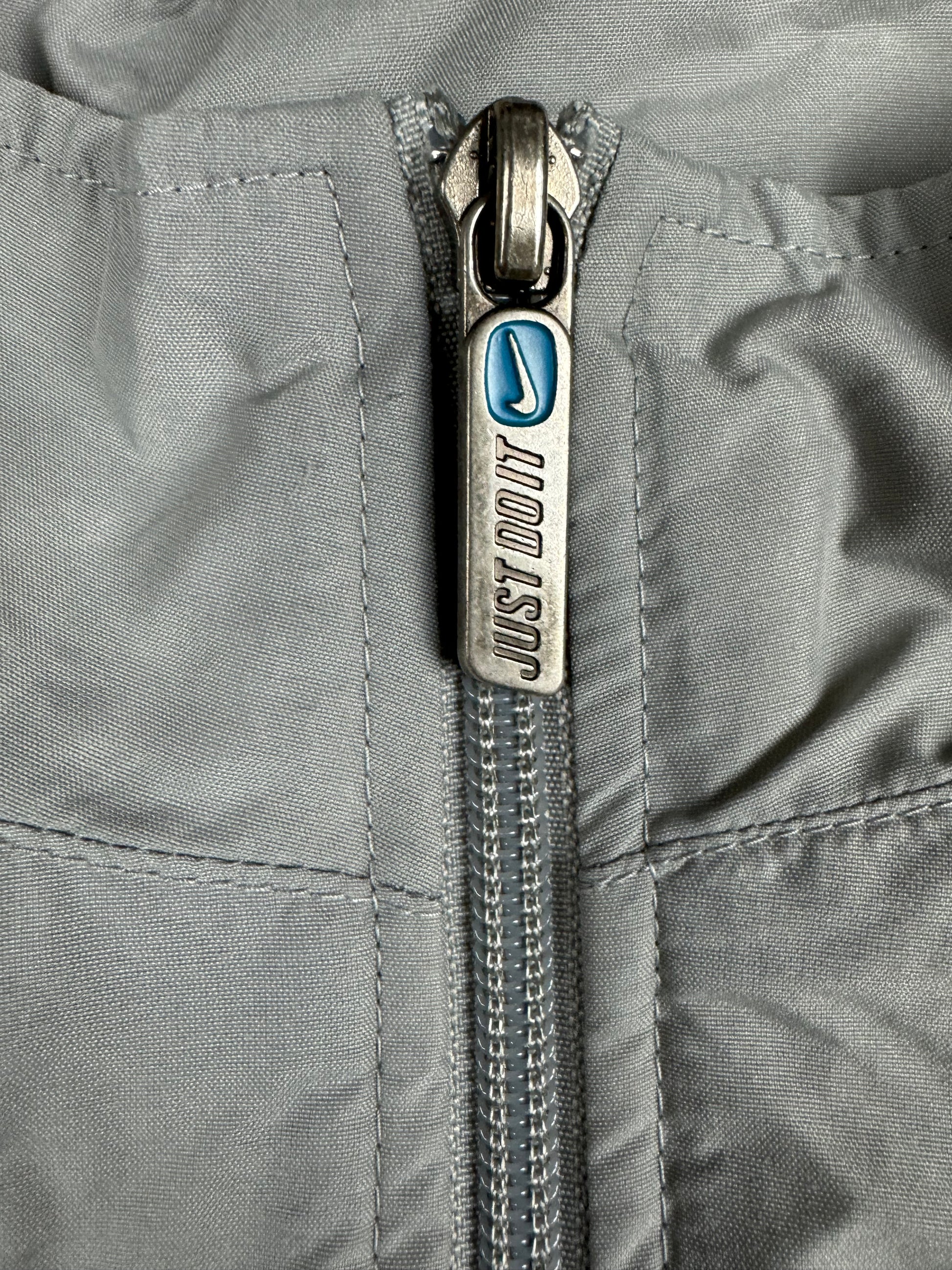 vintage Nike spellout windbreaker {S}