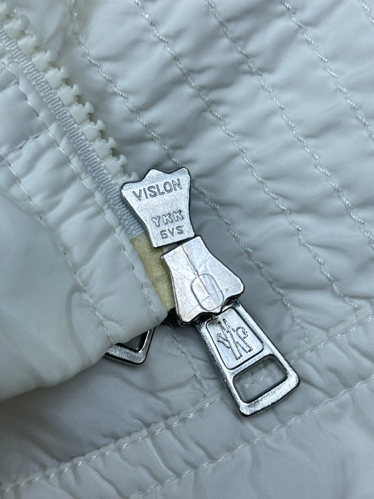 vintage Moncler windbreaker {M}
