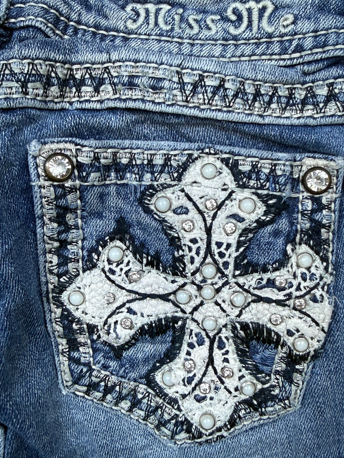vintage Miss Me jeans {XS}