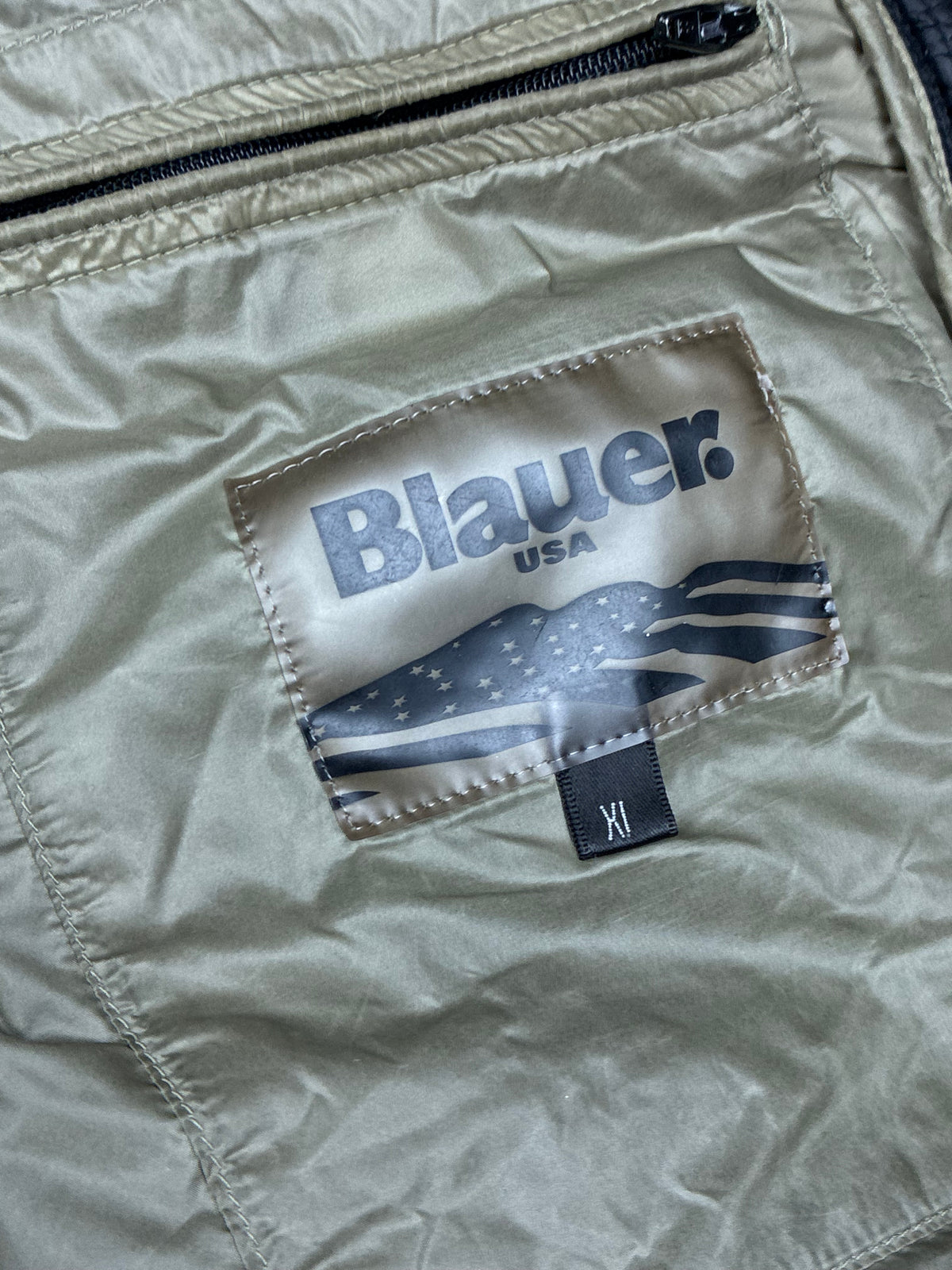 black Blauer winterjacket {S}