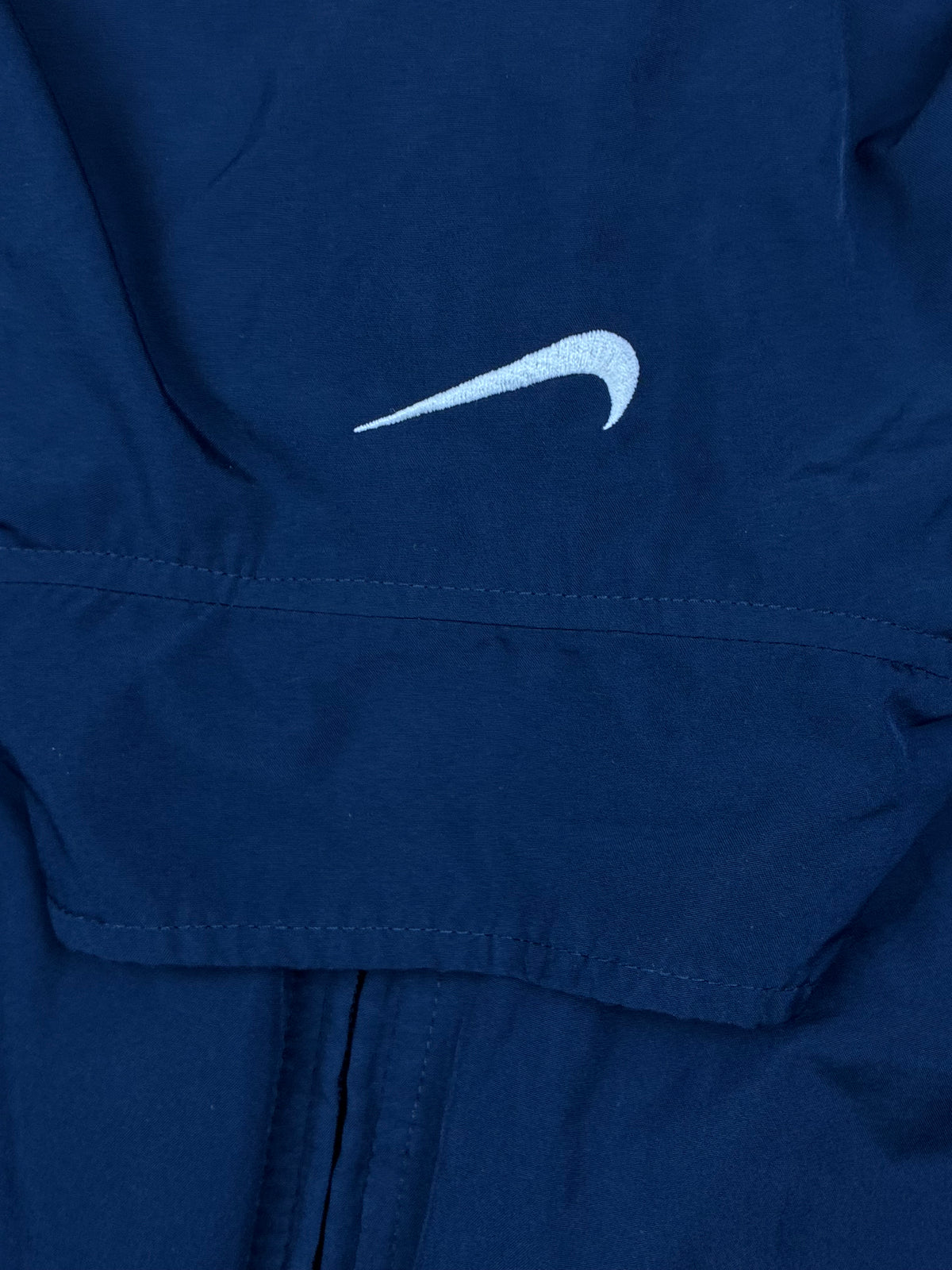 vintage Nike windbreaker {M}