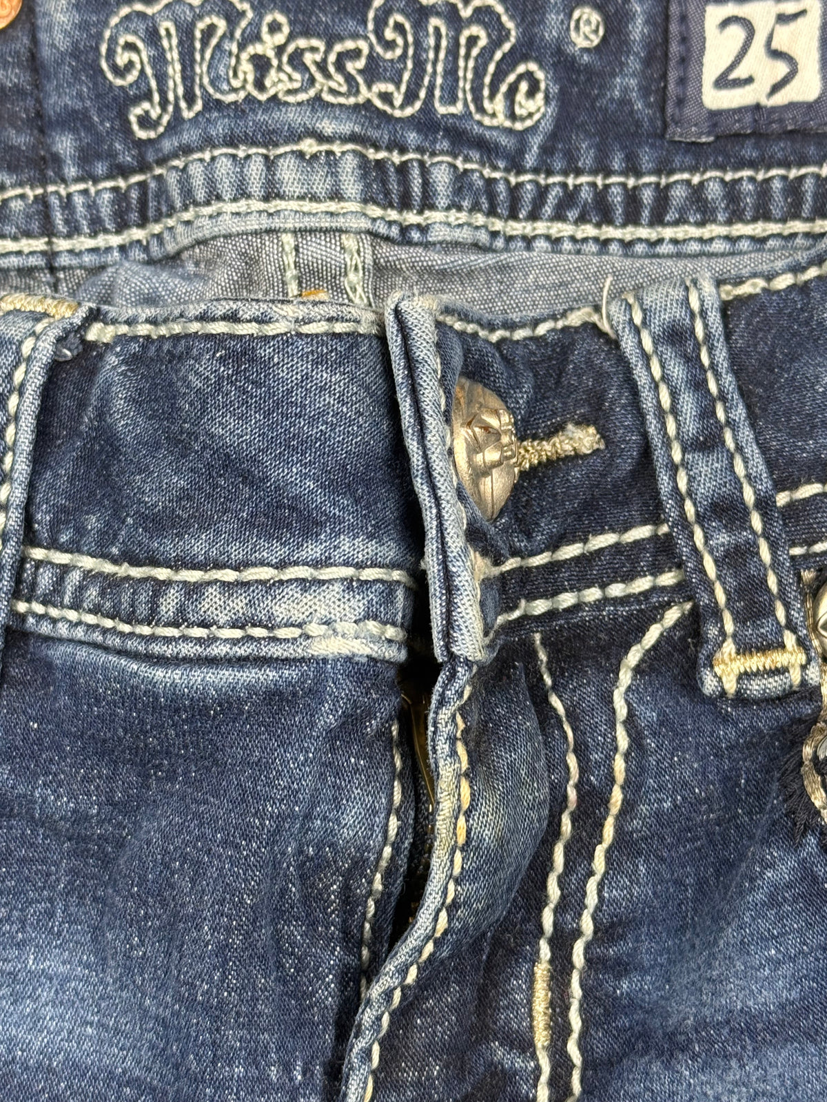 vintage Miss Me jeans {XS}