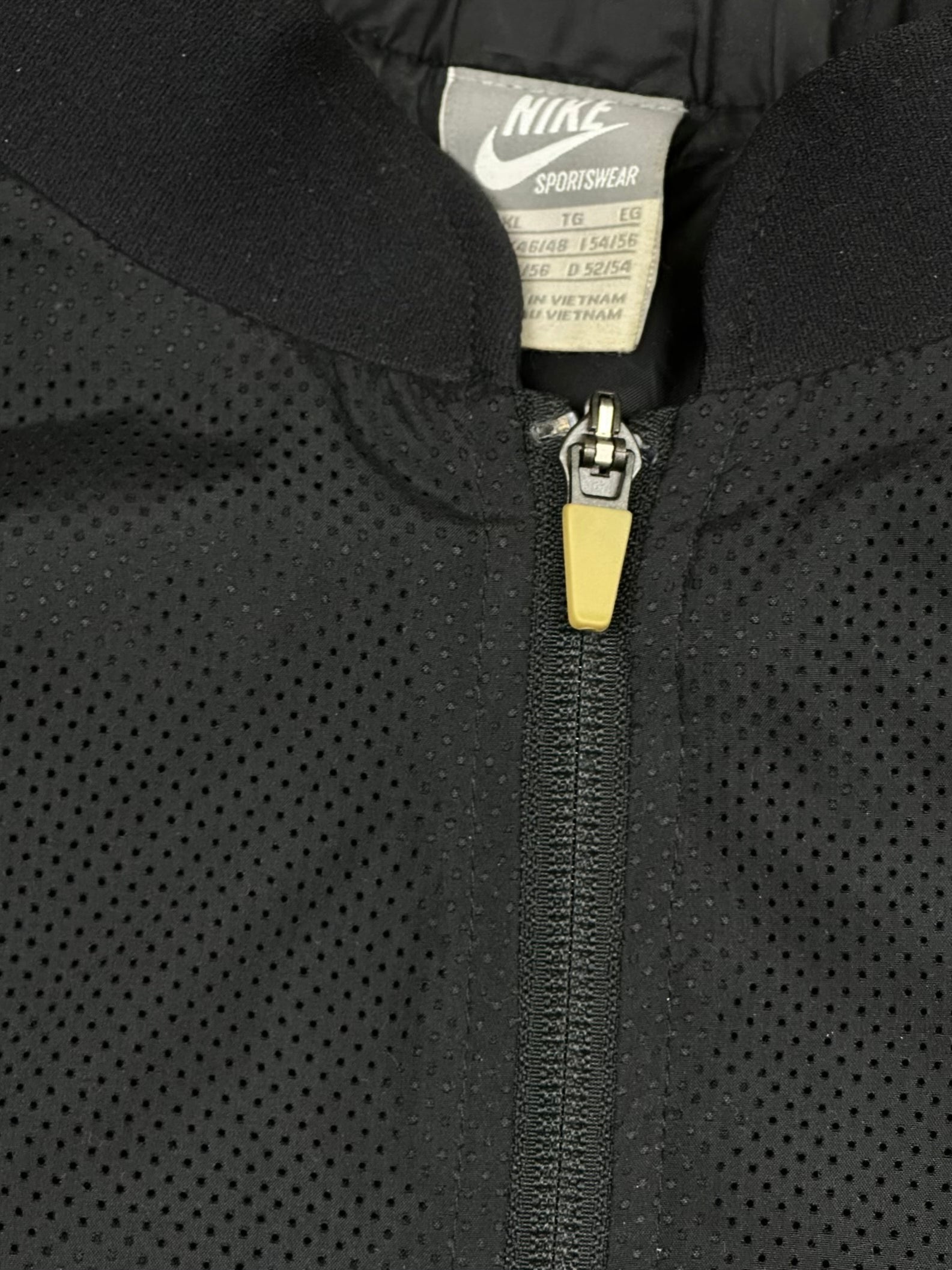 vintage Nike TN TUNED windbreaker {XL}