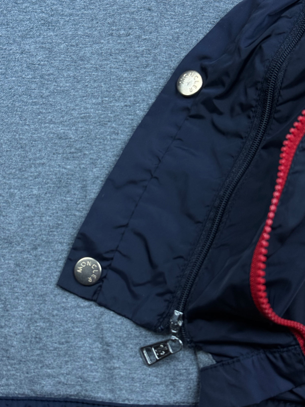 vintage navyblue Moncler windbreaker