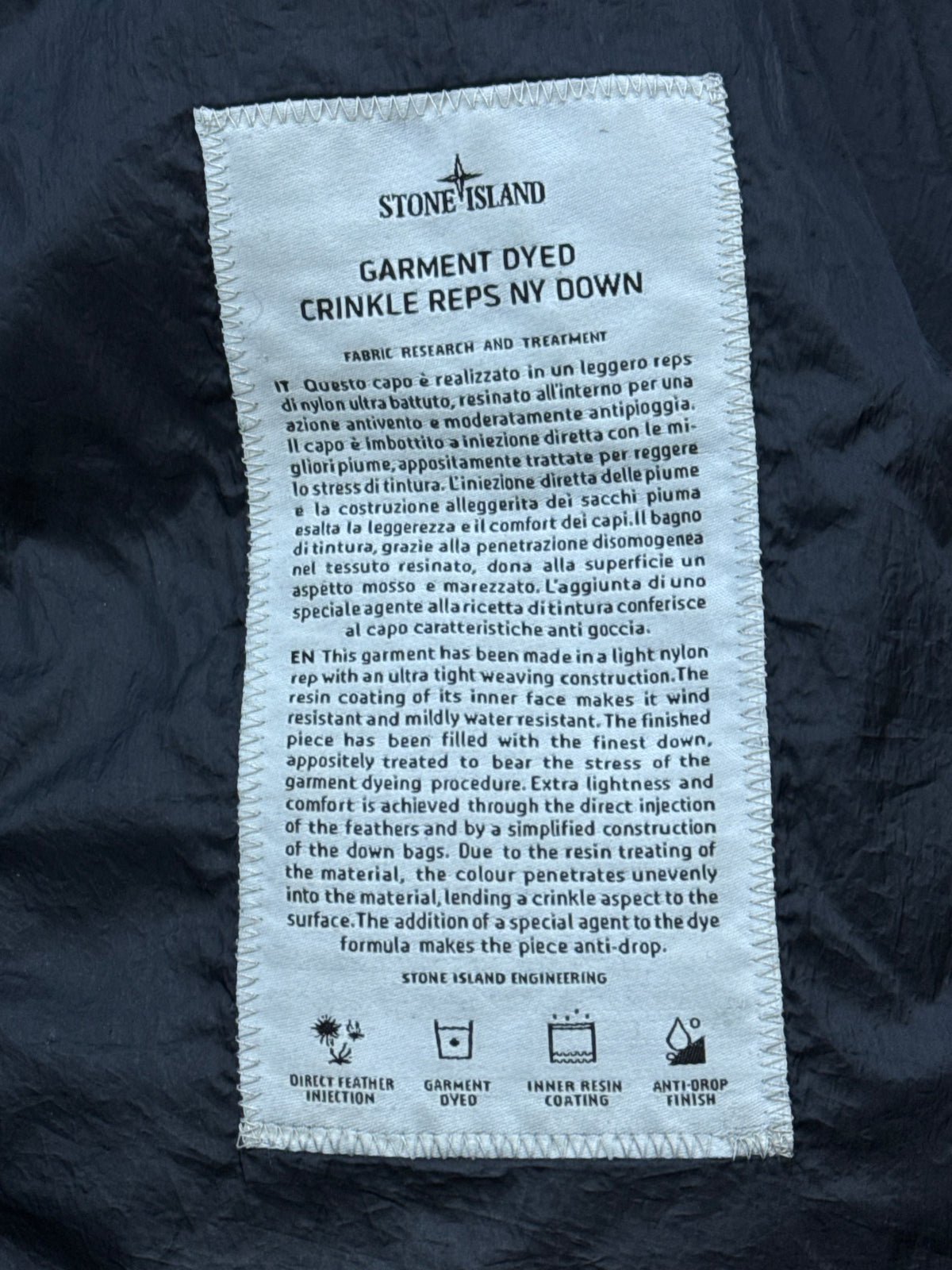 navyblue Stone Island winterjacket
