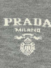 Charger l&#39;image dans la galerie, vintage Prada knittedsweater {XS-S}
