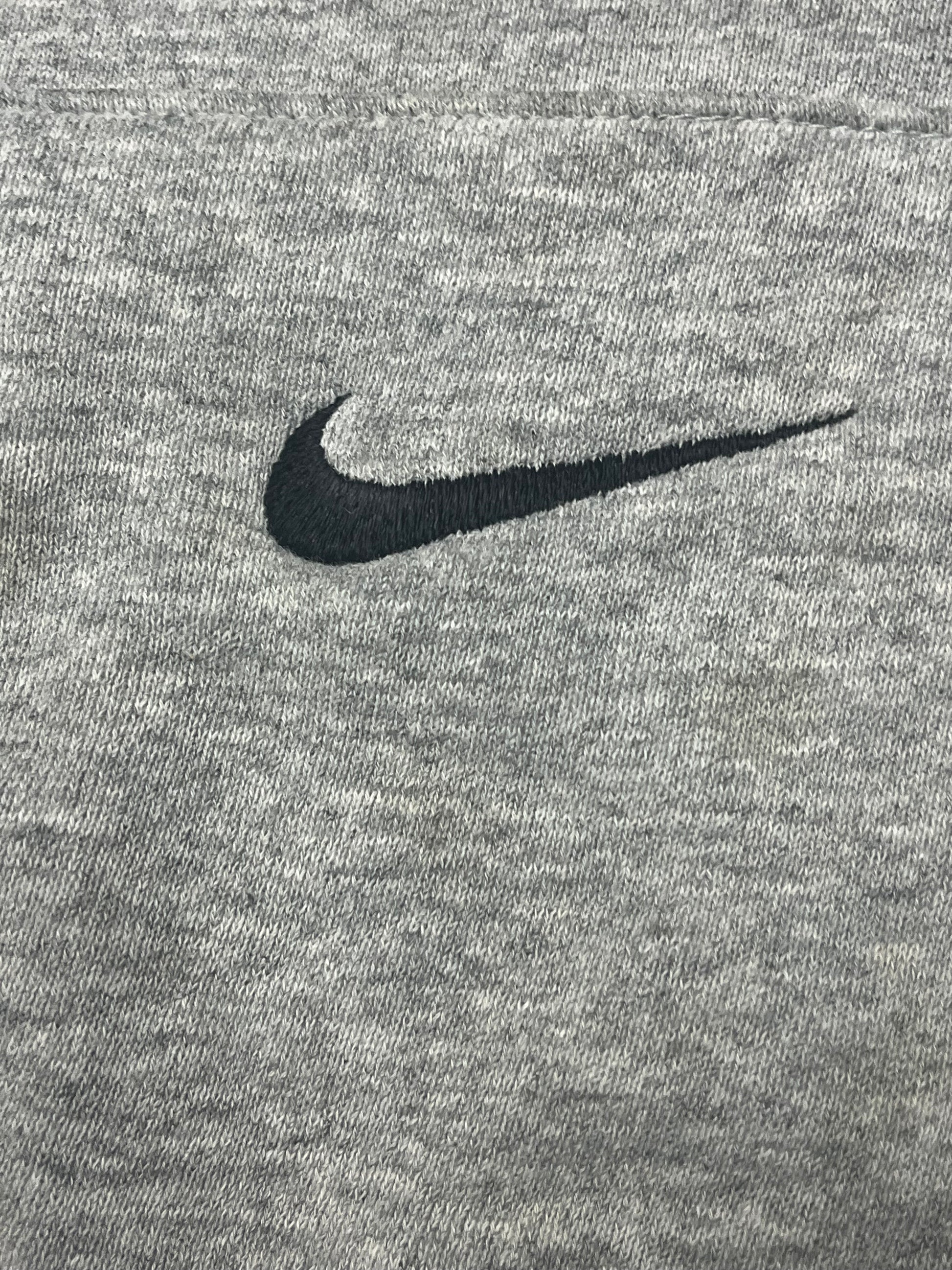 vintage Nike hoodie {M-L}