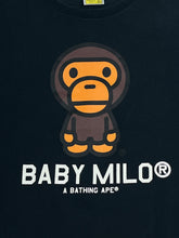 Lade das Bild in den Galerie-Viewer, vintage BAPE Baby Milo t-shirt {XL}
