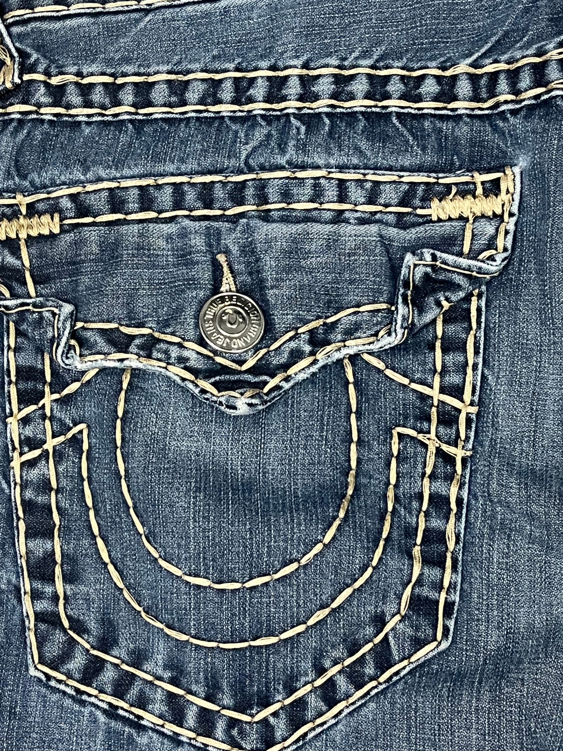 vintage True Religion jeans {L-XL}