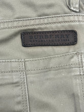 Load image into Gallery viewer, vintage Burberry jeans {M-L}
