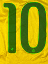 Lade das Bild in den Galerie-Viewer, vintage Nike Brasil NEYMAR10 2014 home jersey DSWT {XL}
