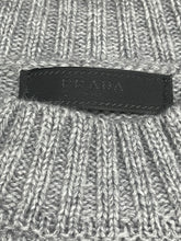 Carica l&#39;immagine nel visualizzatore di Gallery, vintage Prada knittedsweater {XS-S}
