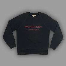 Carregar imagem no visualizador da galeria, vintage Burberry sweater {M}
