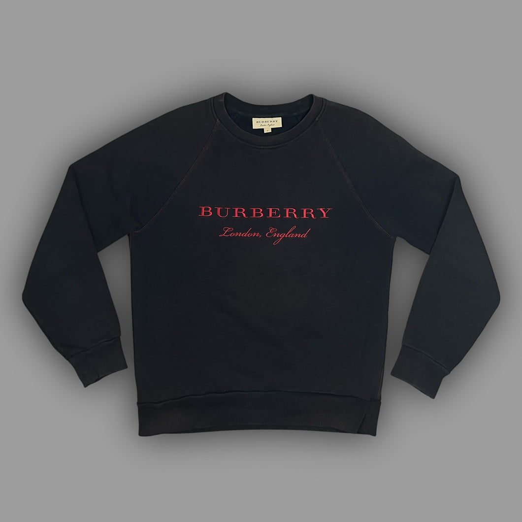 vintage Burberry sweater {M}