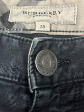 Charger l&#39;image dans la galerie, vintage Burberry jeans {L-XL}
