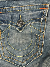 Lade das Bild in den Galerie-Viewer, vintage True Religion jeans {M}
