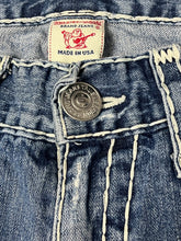 Charger l&#39;image dans la galerie, vintage True Religion jeans {L}
