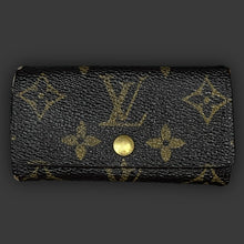 Carica l&#39;immagine nel visualizzatore di Gallery, vintage Louis Vuitton keypouch
