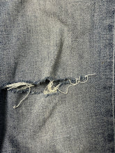Carregar imagem no visualizador da galeria, vintage True Religion jeans {M-L}

