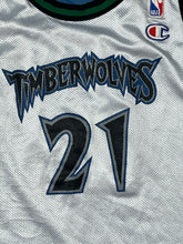 Φόρτωση εικόνας στο εργαλείο προβολής Συλλογής, vintage reversible Champion Timberwolves GARNETT 21 jersey {S}
