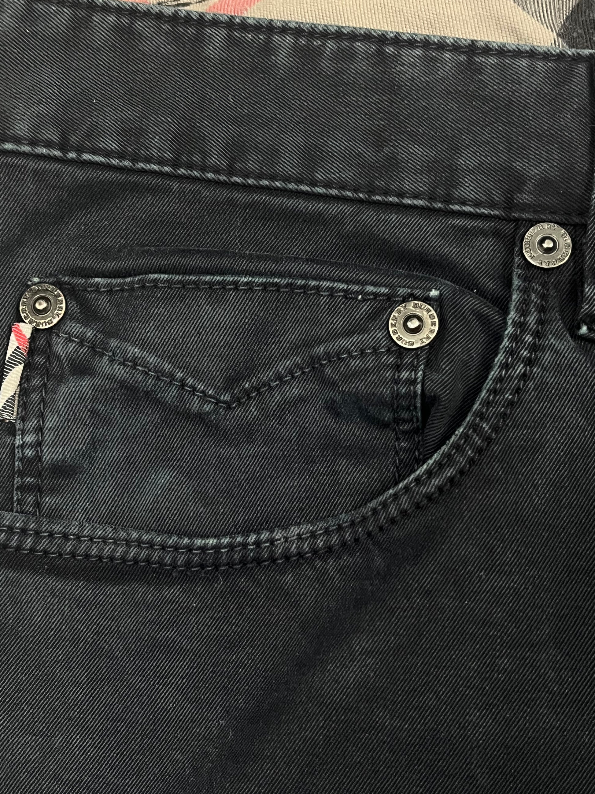 vintage Burberry jeans {L-XL}