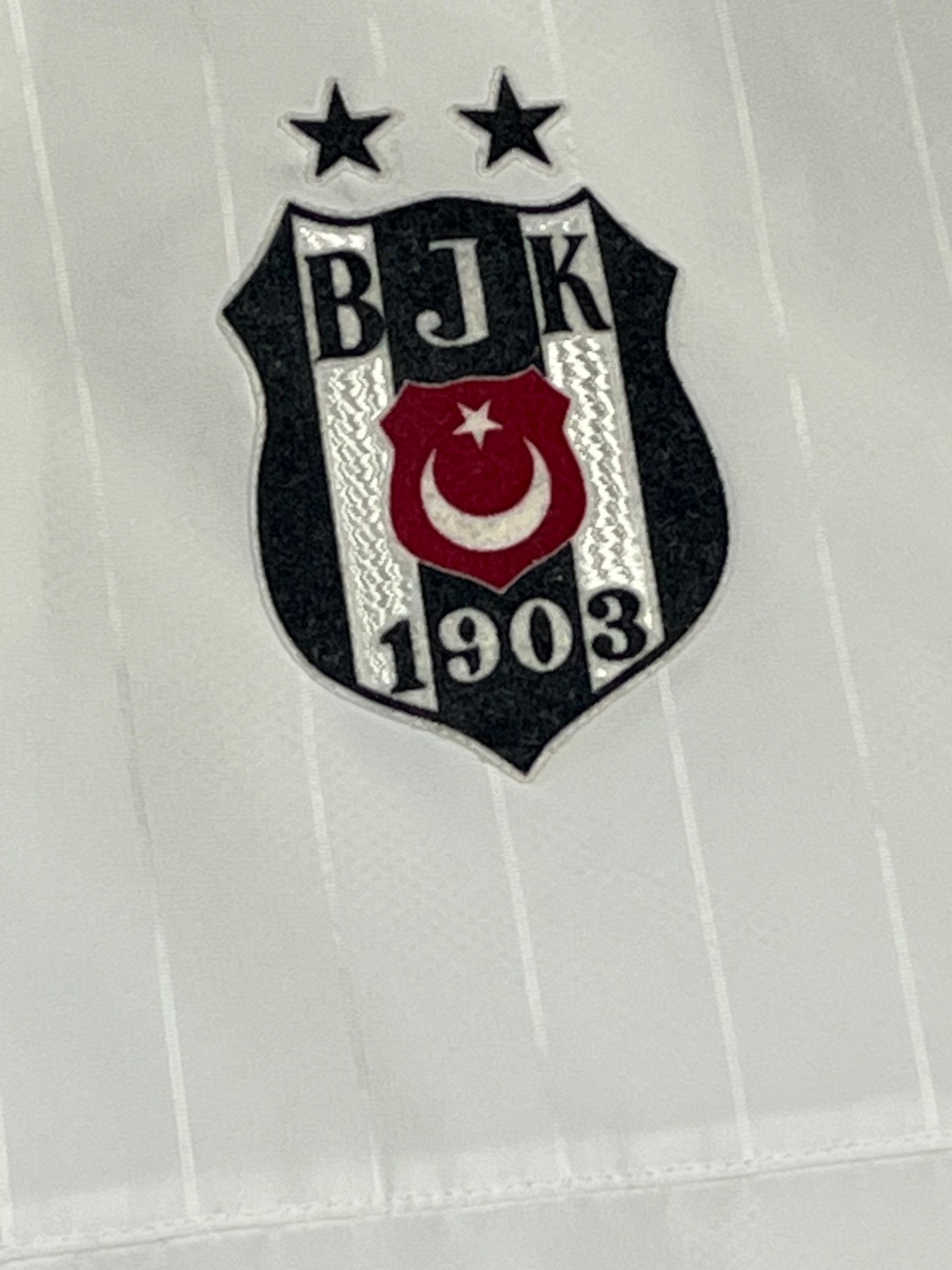 vintage Adidas Besiktas windbreaker {L}