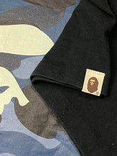 Lade das Bild in den Galerie-Viewer, vintage BAPE a bathing ape t-shirt

