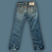 Carregar imagem no visualizador da galeria, vintage True Religion jeans {L-XL}
