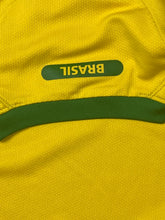 Carregar imagem no visualizador da galeria, vintage Nike Brasil 2010 home jersey {S}
