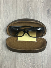 Cargar imagen en el visor de la galería, vintage Gucci shades
