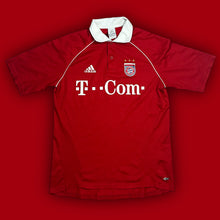Carica l&#39;immagine nel visualizzatore di Gallery, vintage Adidas Fc Bayern Munich 2005-2006 home jersey {M}
